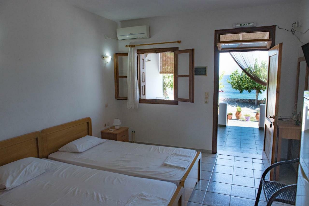 Τo Κamari Apartment Skyros Exterior photo